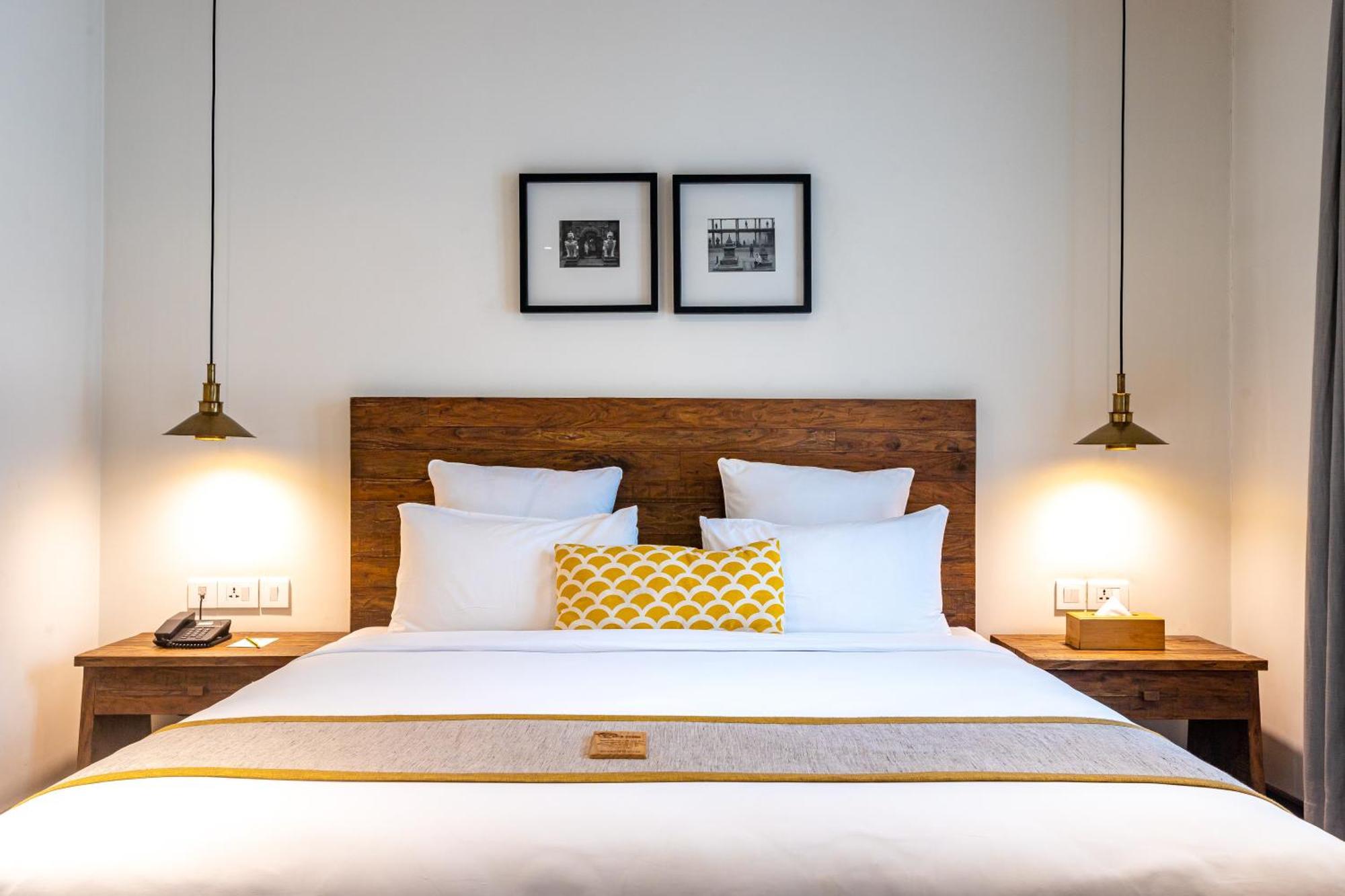 Roadhouse, Thamel, Kathmandu- Contemporary Boutique
