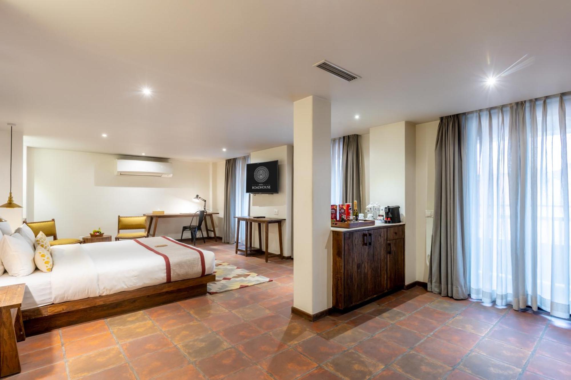 Roadhouse, Thamel, Kathmandu- Contemporary Boutique